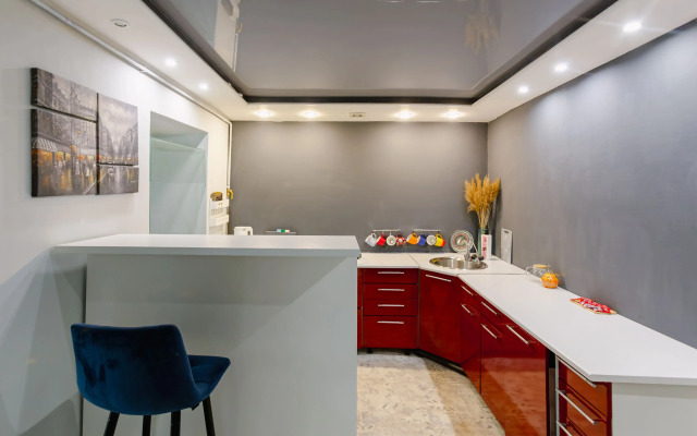 Dvukhurovnevaya V Tsentre Astrakhani Flat