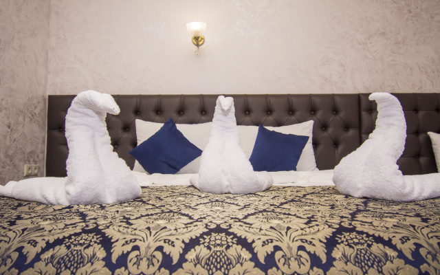Grand Noy Hotel