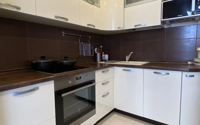 Na Ulitse Akademika Sakharova, 105 Flat