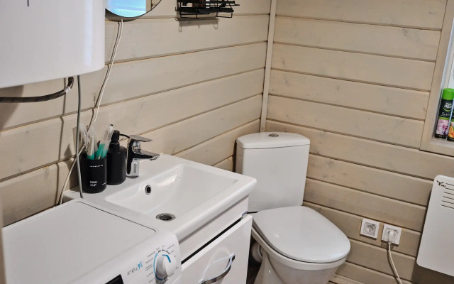 S 3ya Spalnyami 495 Private house