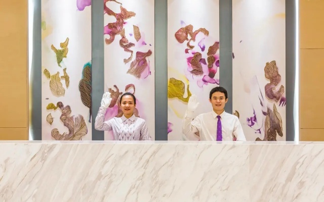 LUFENG Beijing Tiantan Hospital Store Hotel – People – Beijing