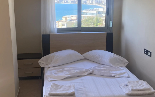Al Hotel
