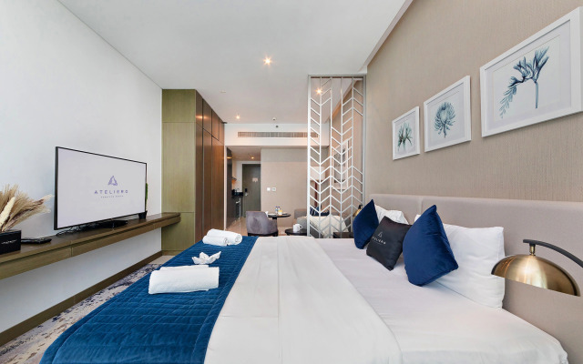 Апартаменты Dubai Canal view at DAMAC Maison Prive