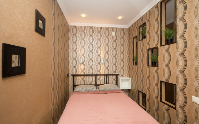 Studiya Per B Khmelnitskogo Flat