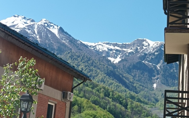 Kvartira -Studiya Tim U Gornogo Ruchyya Apartments