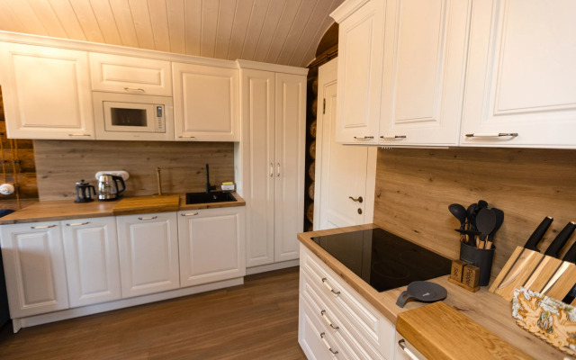 Частный дом Теремок