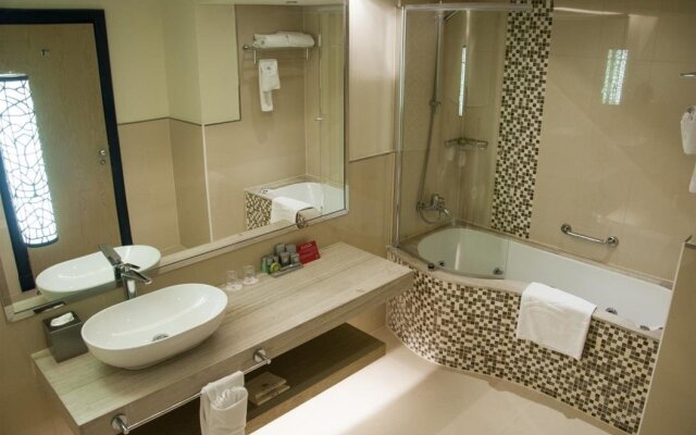 Gulf Hotel Convention and SPA, Autograph Collection
