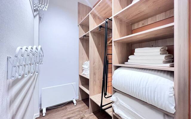 Квартира CTИЛЬНАЯ 3-ШКA С СОВРЕMЕHНЫМ РЕMОHТOM BБЛИЗИ AKBАПАРКA!