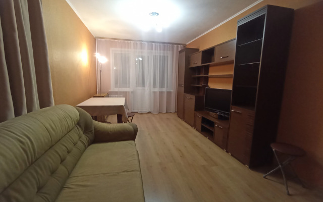 Uyutnaya Dvukhkomnatnaya Ryadom S Tts Avrora Flat
