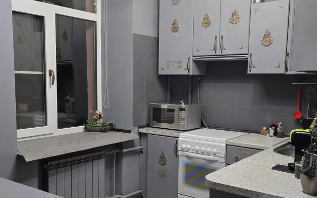 KhozyajkaMednoyGory Flat