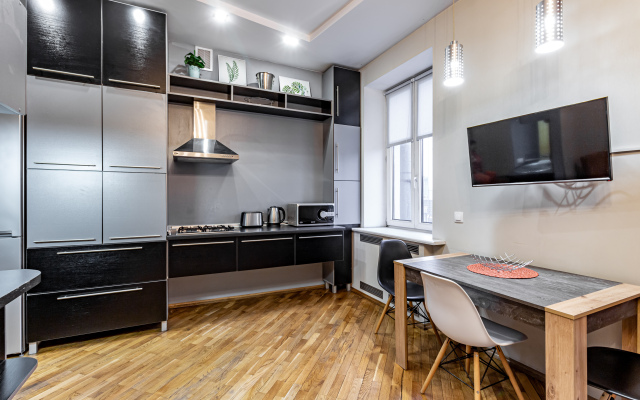 Апартаменты Nice apartment near Victory Square metro station