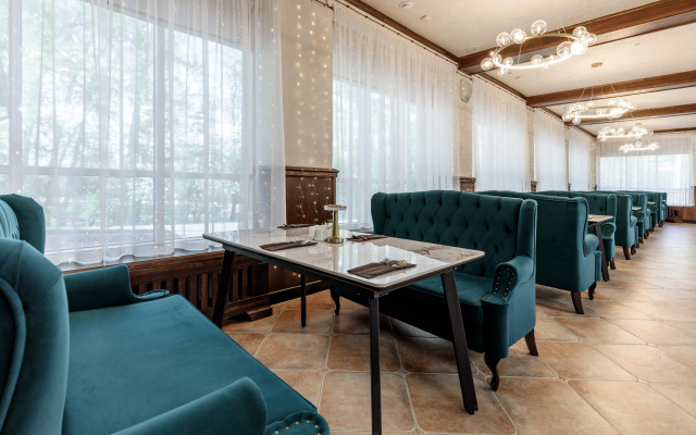 Отель Рудов