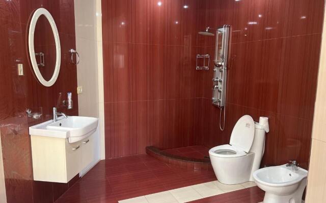 Hotel Grand Hills