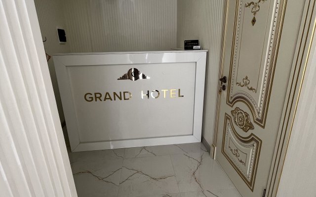 Отель Grand hotel