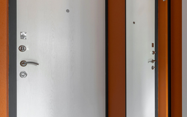 Dizaynerskaya studiya Orange Room u Nevskogo prospekta Flat