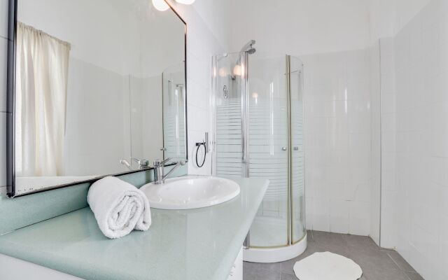 SHaYaSH Brand ApartmentsTLV BY21