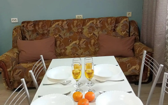 Nekrasova 18 Flat