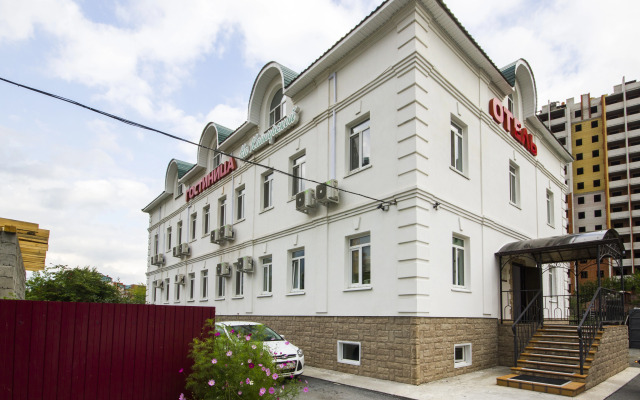 hotelImage