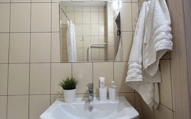 Апартаменты на Берегу Ангары 2-хкомн квартира