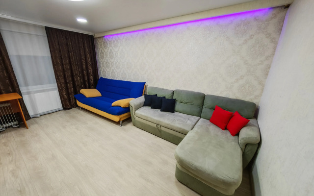 Квартира Трёхкомнатная на Семёновском Озере