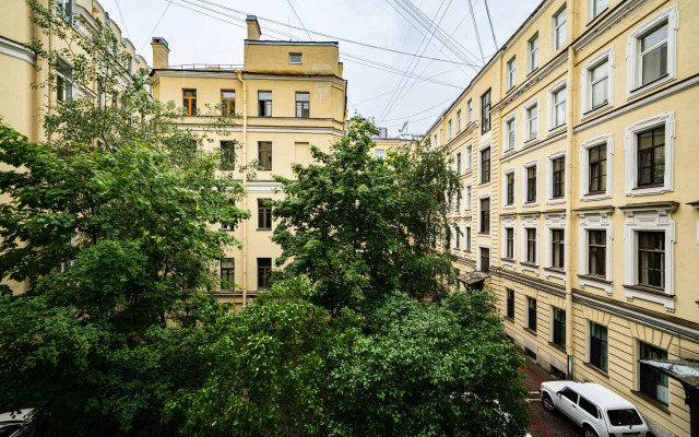 Апартаменты Делюкс на Мойке 40