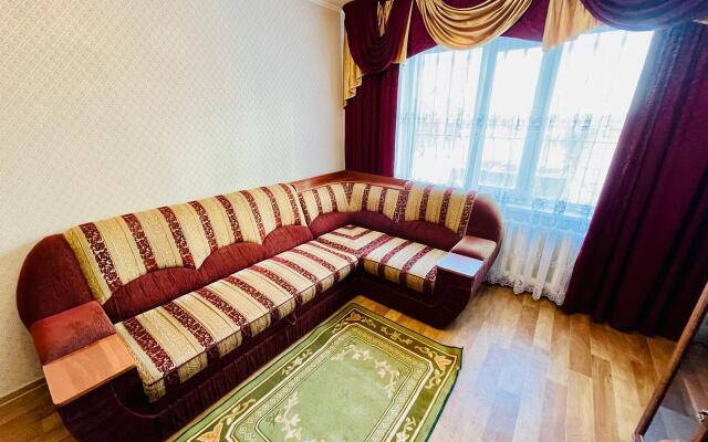 Nazarbaeva 11 Apartments