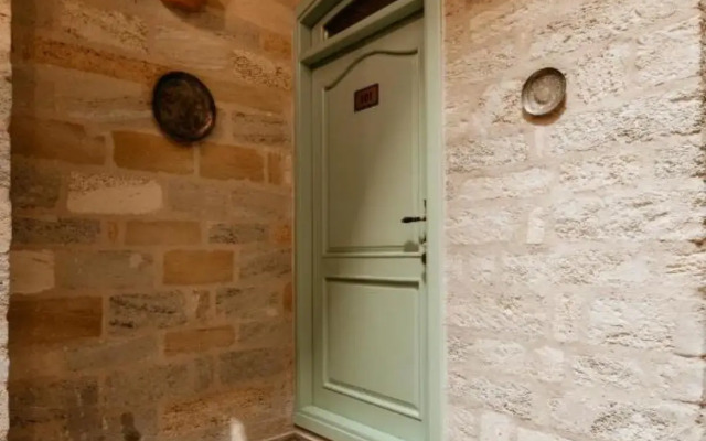 Sazeli Boutique Hotel