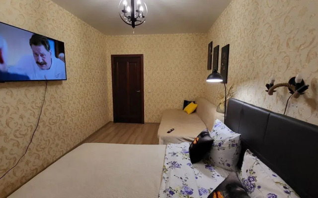 Dvukhkomnatnaya V Novom Dome Flat