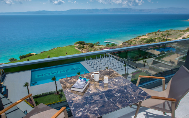 The Nowness Luxury Hotel & Spa (Adults Only 16+)