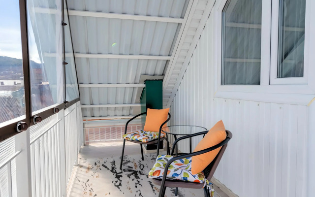 Квартира Уютная Студия с Видом на Горы