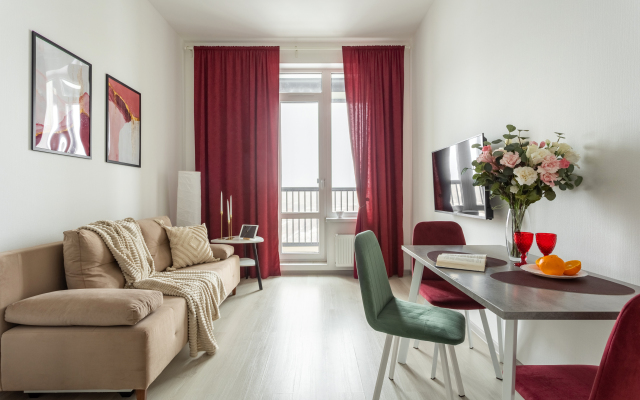 Квартира видовая евро-двухкомнатная Облака у метро рядом с разводным мостом и набережной Невы