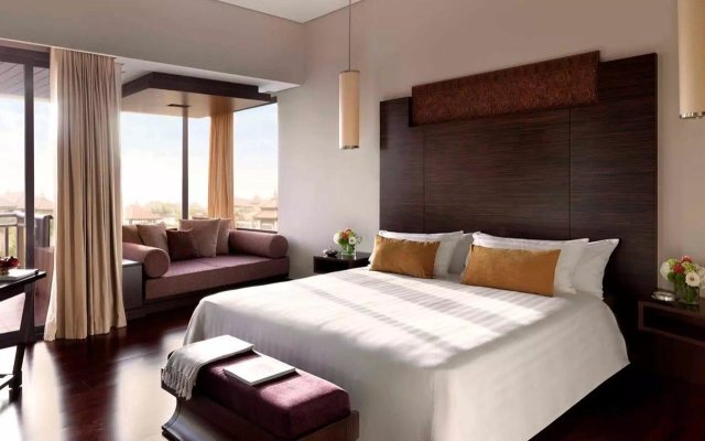 Курортный отель Anantara The Palm Dubai Resort