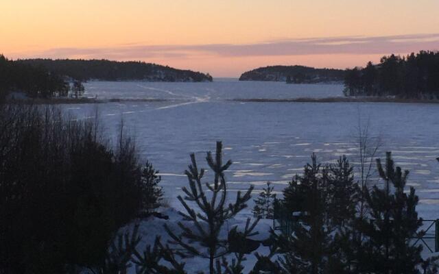 Частный дом Дом с видом на Ладожское озеро