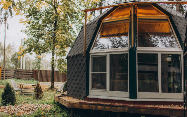 Шале Сфера Агат в лесу на Живописной улице