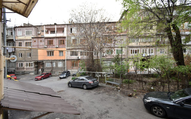Metro 2 Flat