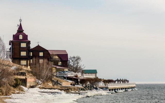 Baikal Whale Apartments