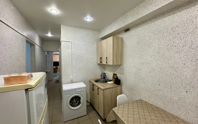 Trekhkomnatnaya Nedaleko Ot Vokzala Flat