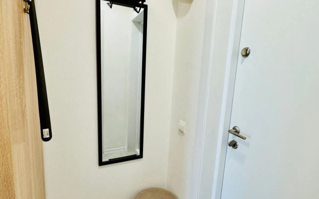 Uyutnaya v Kommunarke vblizi Metro Potapovo Flat