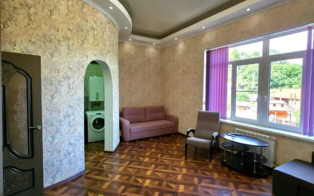 Частный дом Уютный с шикарным видом на горы