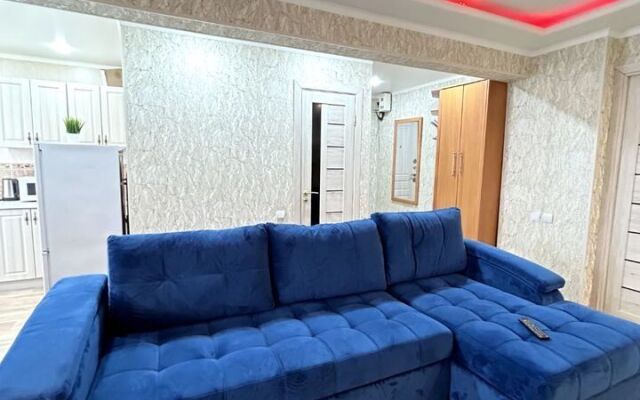 Ulitsa Botvina 8 Flat