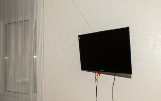 Квартира на 5-й просеке, 123