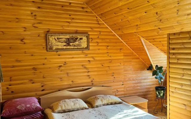 S Banej U Zvonnitsyi Monastyirya Privat House