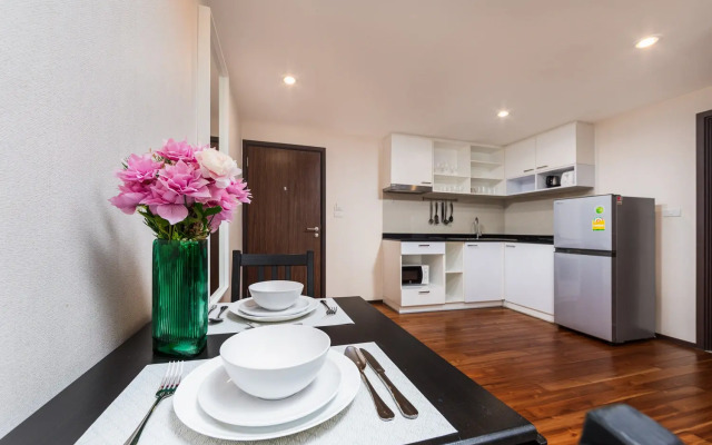 Suite Selayar Rawai Beachfront Title Condo Apartments