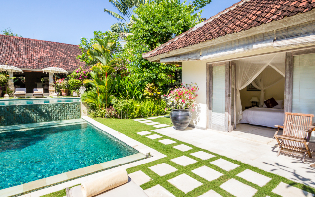 Senang Villa