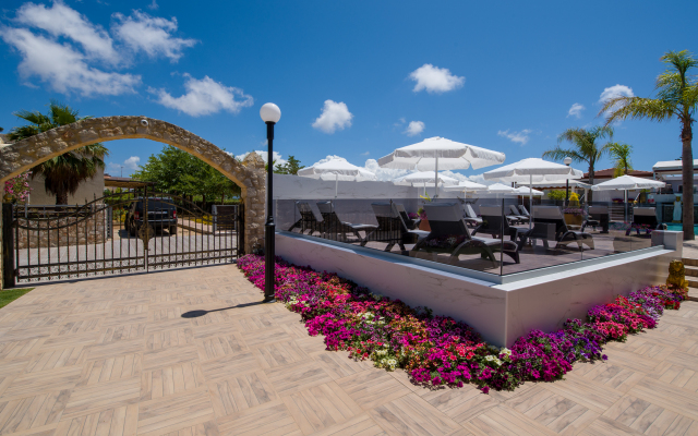 Paradice Luxury Suites Hotel