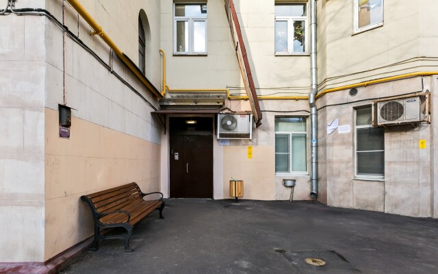 Na Prospekte Kutuzova 21 Apartments