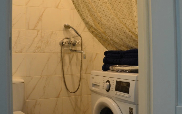 S Basseynom Na Sodruzhestva Apartments