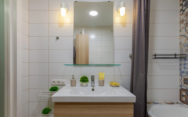 Квартира Уютная 1-к в географическом центре на Панова 50