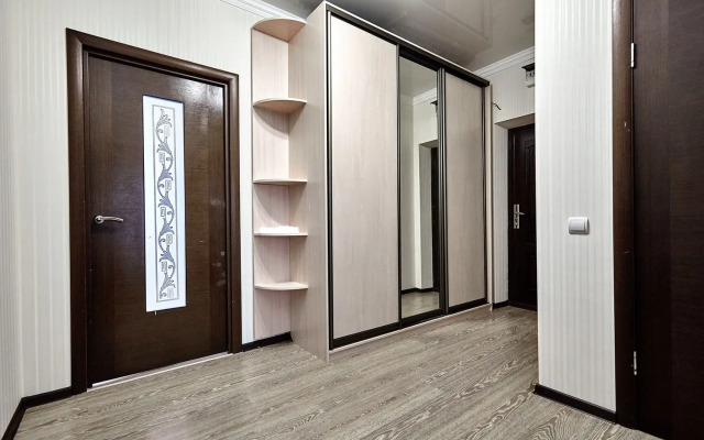 Shikarnaya U Parka Galitskogo 6 Flat