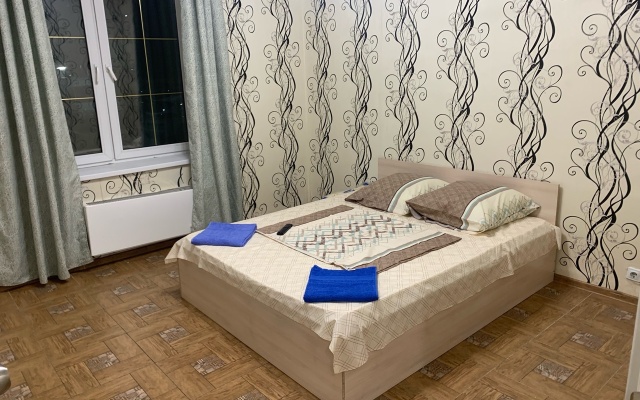 Na Arkadiya Shipunova 42 Apartments